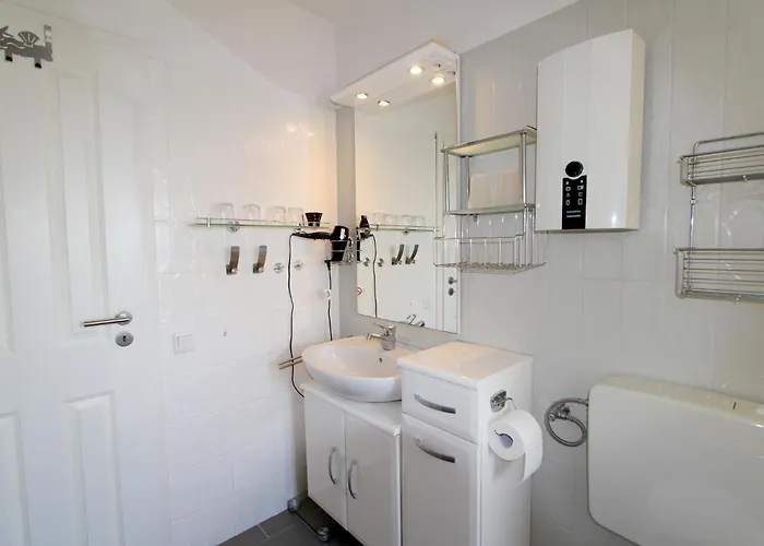 Apartman Hochkamp 3b, App 8 *